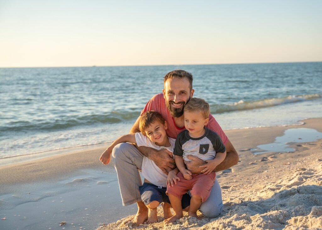 Family enjoying time at the lakeshore isymbolizing security and peace of mind with term life insurance protecting the family